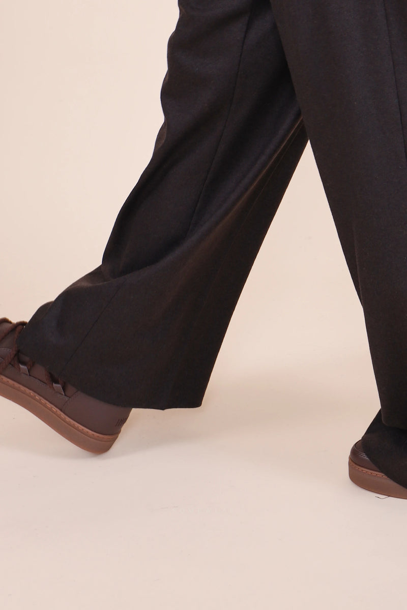 Liviana Conti Hose Estra