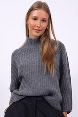 A matter of the heart: Pullover Knit Metal