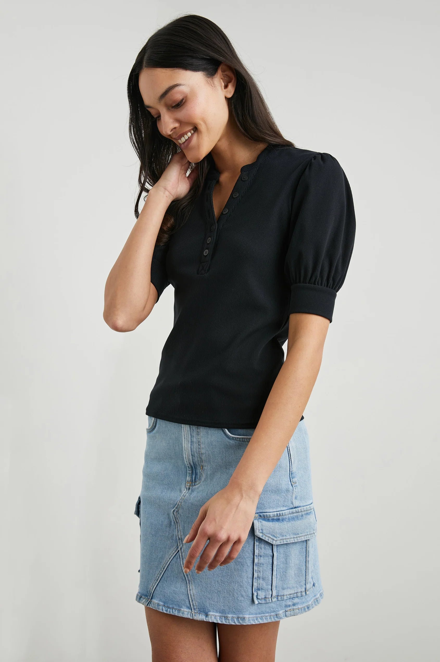 Rails Top Jewel Black