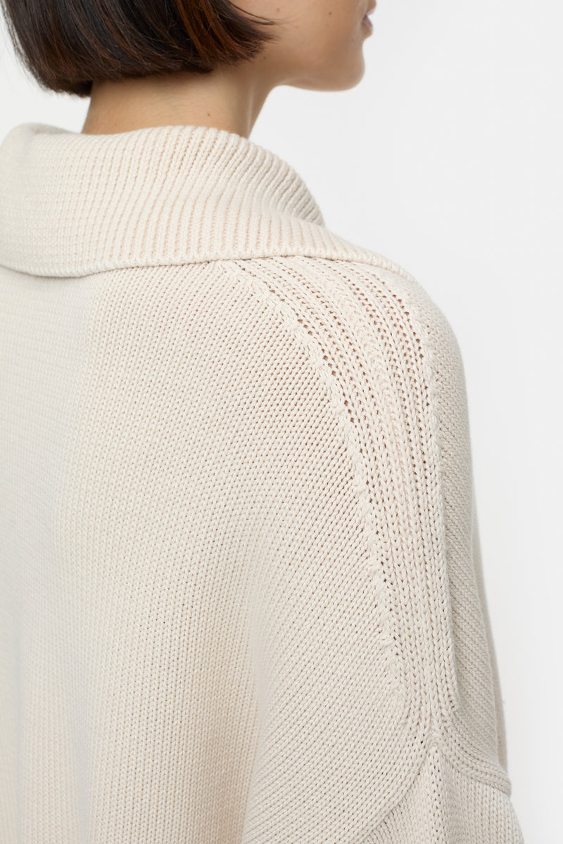 Closed sweater