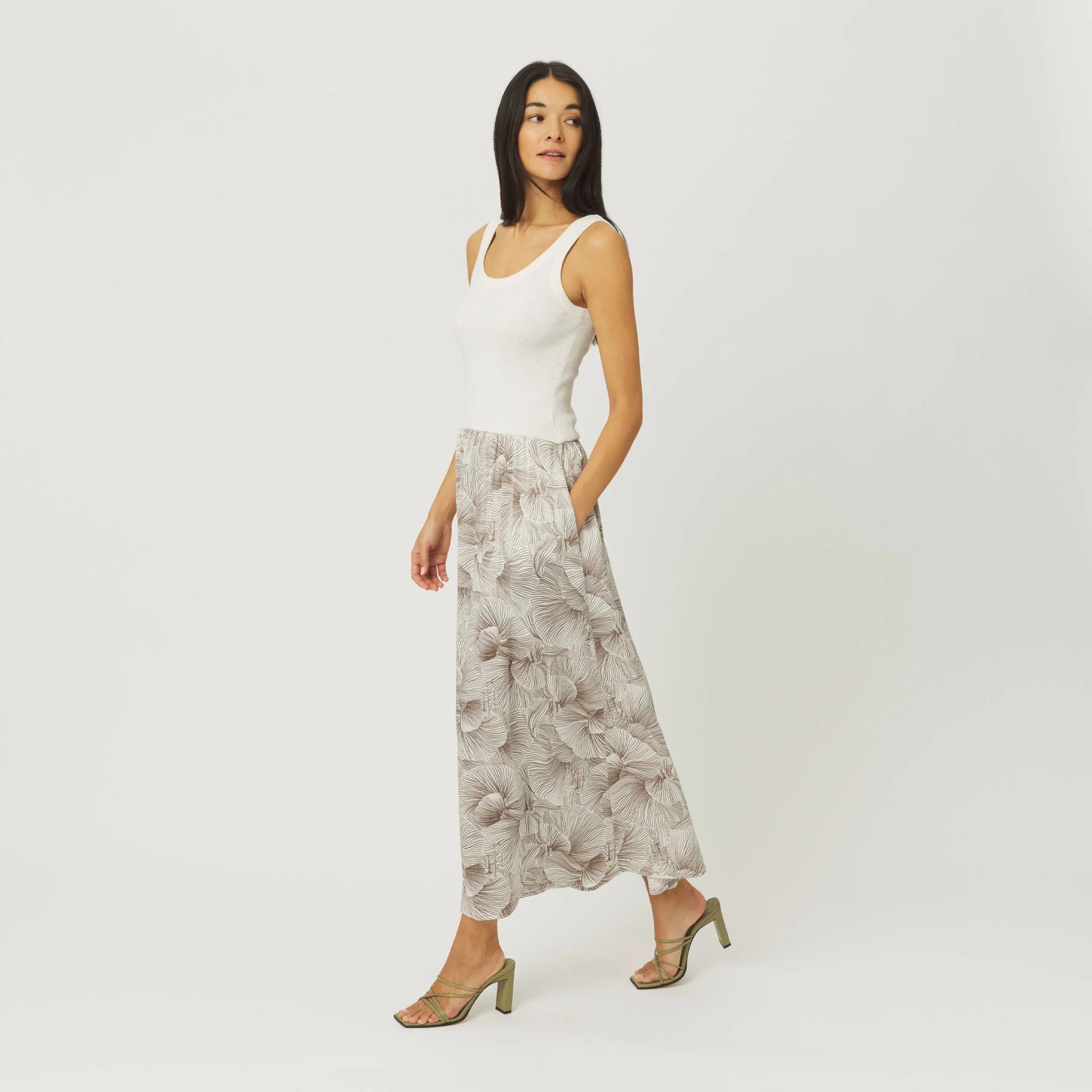 Friendly Hunting Kleid Solander Kindling
