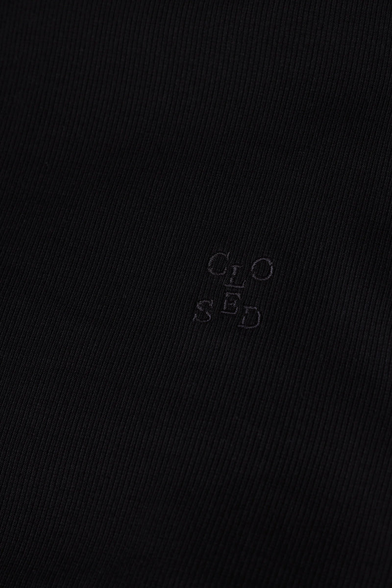 Closed Racer Top Black