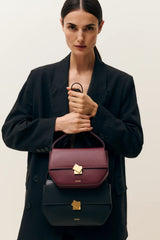 Closed Bag Suede Small