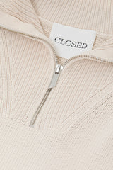 Closed sweater