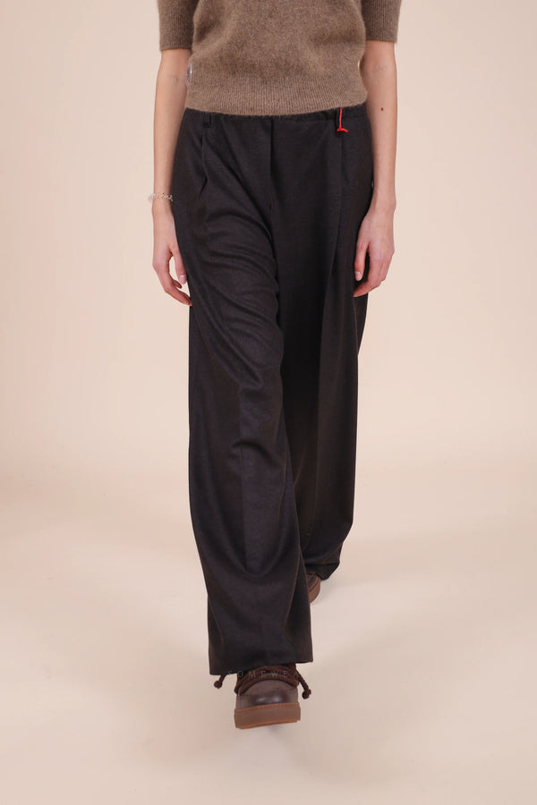 Liviana Conti Hose Estra