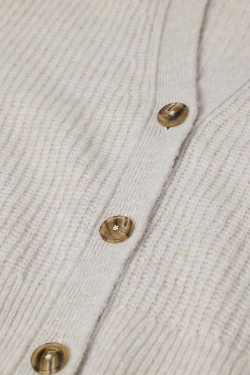 Closed cardigan beige